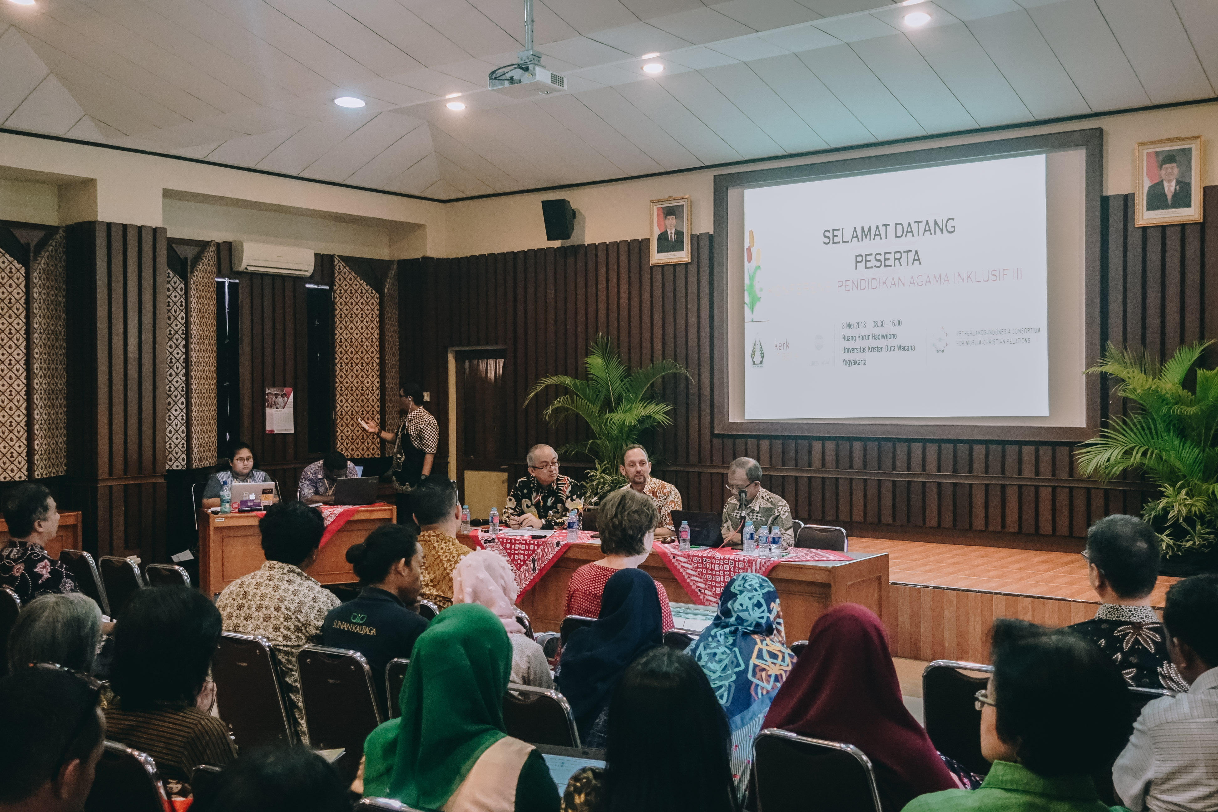 KONFERENSI PENDIDIKAN AGAMA 1