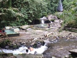 Lembah Cilengkrang : Air Panas Alami Gunung Ciremai