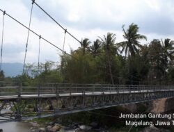 Tingkatkan Konektivitas Antardesa, Kementerian PUPR Bangun 134 Jembatan Gantung Tahun 2018
