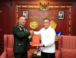 Menhan RI Terima Kunjungan Kehormatan Pangab Kerajaan Thailand