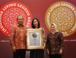 Datascrip Raih Indonesian Living Legend Companies Award 2019