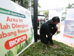 Sambut Hari Bumi Sedunia, BNI Syariah Realisasikan 1.220 Lubang Resapan Biopori di Jaringan Outlet
