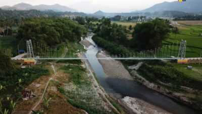 Tingkatkan Konektivitas Antar Desa, Kementerian PUPR Bangun 38 Unit Jembatan Gantung di Tahun 2020