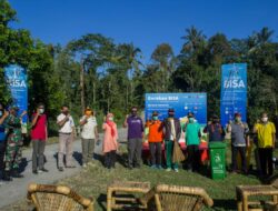 Kemenparekraf Gelar Program Padat Karya “BISA” di Sejumlah Desa Wisata NTB