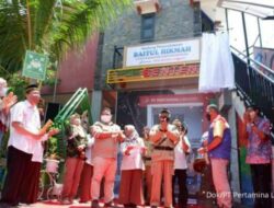 PT Pertamina Lubricants Bangun Perpustakaan Bersama Warga dan Dukung UMKM Kampung Markisa di Gresik
