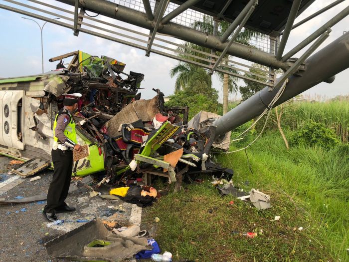 Kecelakaan Maut Bus Pariwisata di Tol Mojokerto, Berikut Identitas Korban Jiwa