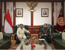 Erick Thohir Lakukan Pertemuan dengan Prabowo Subianto di Kantor Kemhan, Ada Apa?