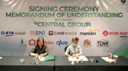 Central Group Signing Ceremony