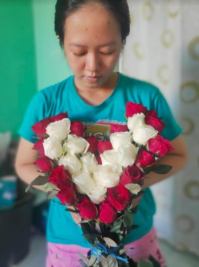 Gressia Sevani Putri Mahasiswa Prodi Sistem Informasi Membuat Flower House Palangkaraya