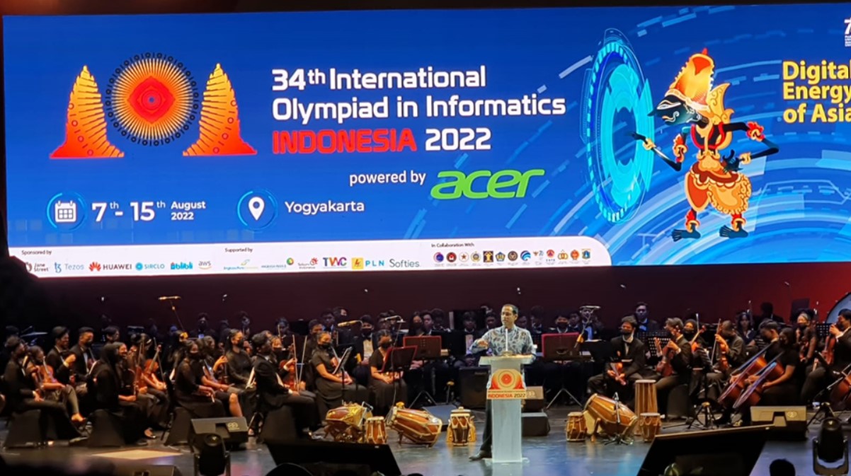 Nadiem Anwar Makarim dalam Pembukaan International Olympiad in Informatics (IOI)