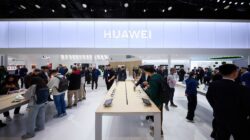 Huawei Mengukir Inovasi Terbaru dengan Showcase Eksklusif Produk Fashion Kelas Atas di MWC 2024