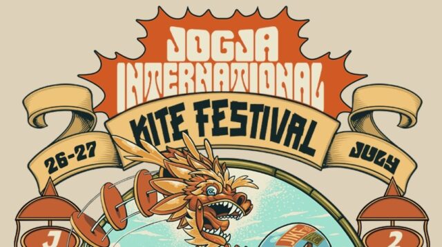 Jogja International Kite Festival 2025: Layang-Layang Raksasa akan Hiasi Langit Parangkusumo