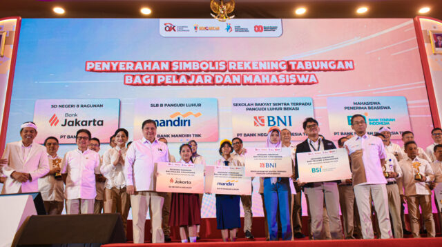 BSI Scholarship Raih Prestasi di Ajang Duta Literasi OJK 2025 