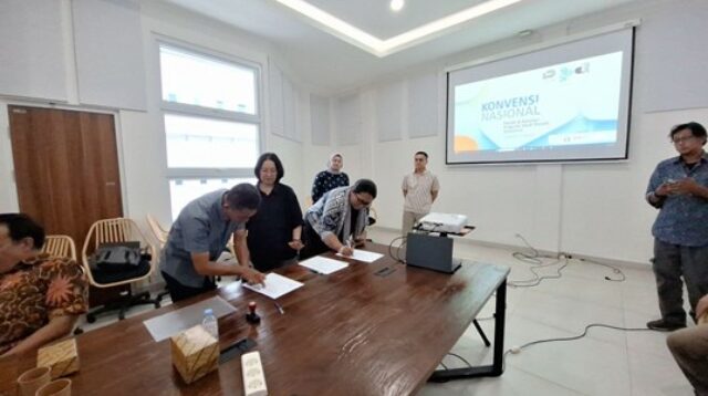 Kolaborasi Strategis UKDW dan ISI untuk Masa Depan Desain Indonesia