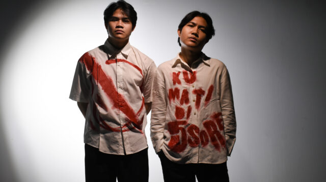 Album penuh Kedua Normatif “Normatif II: Kejar Dunia 9-5” Sebuah Cermin Kehidupan dan Penyesalan di Dunia Kerja