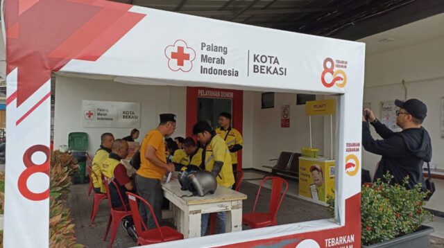 Peringati Hari Kesehatan Nasional, Maxim Gelar Donor Darah Bersama PMI 