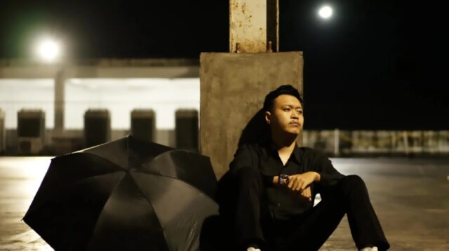 Arom Dywarna Rilis Single Kedua “Larisa” Sebuah Kisah Lara, Rindu dan Dosa Dalam Proses Perpisahan Dua Insan