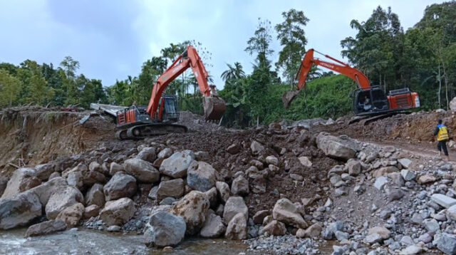 Kementerian PU Tangani Konektivitas Jalan Provinsi Sicincin-Bukittinggi, Pemasangan Jembatan Darurat Ditargetkan Rampung Awal Januari
