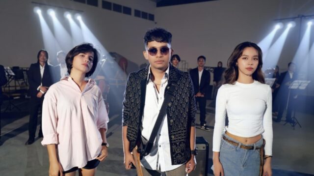 Band Grunge Tanda Seru! Rilis Tiga Video Klip Sekaligus dari Album “Negeri Para Begundal” Dalam Format Live Orchestra