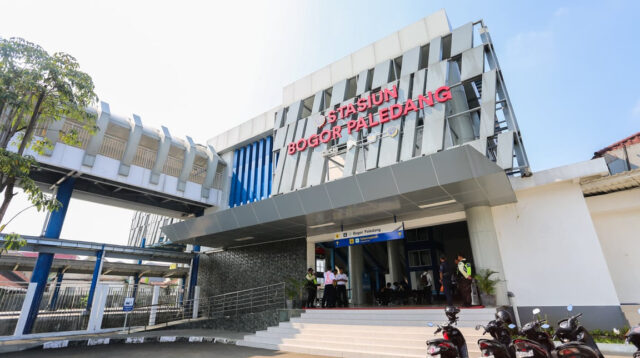 Hari Pertama Angkutan Nataru, 8.591 Pelanggan Gunakan KA Lokal Pangrango dan Siliwangi