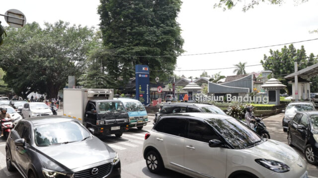 KAI Daop 2 Bandung Himbau Pelanggan Datang Lebih Awal ke Stasiun, Antisipasi Terjebak Macet Dijalan