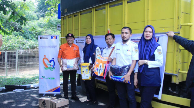 Sinergi Kewilayahan, KAI Divre III Palembang Kirimkan Bantuan Kemanusiaan Untuk Bencana Alam Sumatera Bersama Pemprov Sumsel, Instansi dan BUMN/BUMD