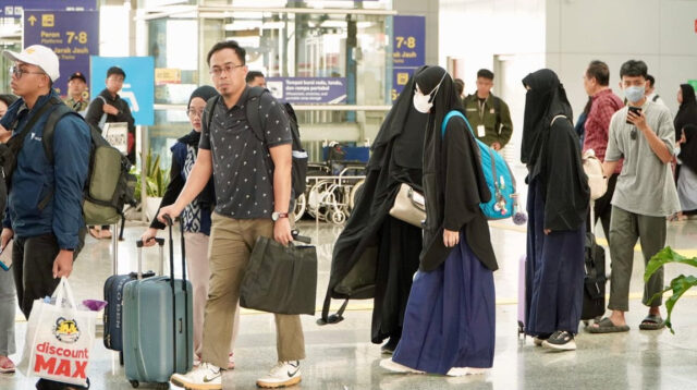 Integrasi KA Jarak Jauh dan Commuter Line Permudah Mobilitas Pelanggan, Perkuat Peran Stasiun Bekasi dan Jatinegara pada Nataru 2025/2026