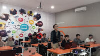 Telkom AI Center of Excellence Makassar Dorong Founder Manfaatkan AI dalam pengembangan Startup