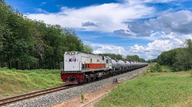 KAI Divre I Sumut Percepat Distribusi BBM di Sumut Pasca Cuaca Ekstrem