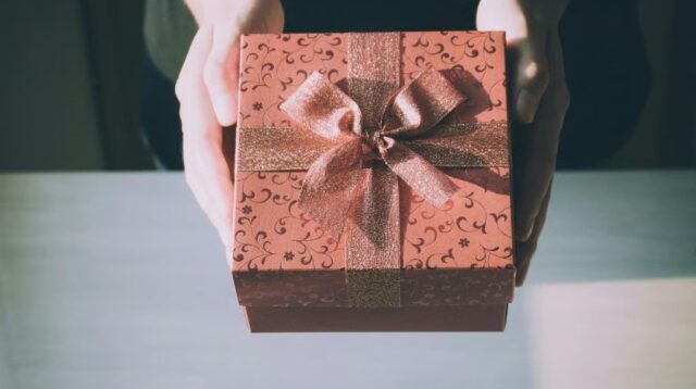 Berapa Persentase Self Reward Bulanan dan Apakah Sudah Cukup?