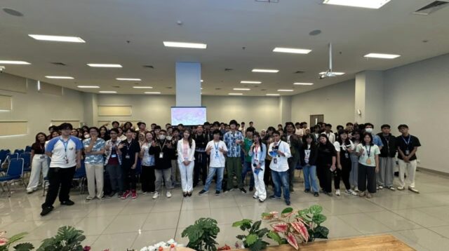 Keisha Emily Supriyanto Inspirasi Mahasiswa dalam Sesi BIFEST 2025 BINUS Malang