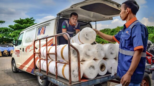 KAI Logistik Dukung Kelancaran Konektivitas Logistik UMKM di Masa Puncak Akhir Tahun