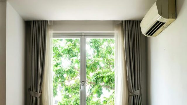 Mengapa Membeli AC Harus Memperhatikan Daya Listrik di Rumah