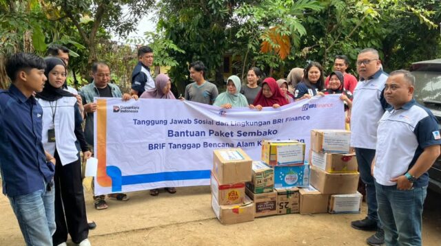 Tanggap Darurat Banjir, BRI Finance Berikan Dukungan Langsung untuk Warga Padang