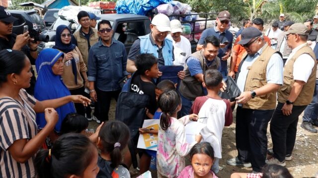 Sambungkan Semangat Belajar Pascabanjir, Holding Perkebunan Nusantara Salurkan Bantuan Pendidikan dan Logistik di Langkat