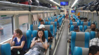 Wisman Makin Memilih Kereta Api: 28 Ribu Turis Gunakan KA dari Semarang Wisman Makin Memilih Kereta Api: 28 Ribu Turis Gunakan KA dari Semarang