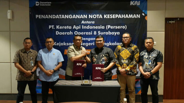 Tingkatkan Sinergitas, KAI Daop 8 Surabaya Teken MoU dengan Kejaksaan Negeri Bangkalan