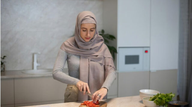 Hal yang Perlu Diperhatikan Ibu Rumah Tangga yang Ingin Usaha di Rumah