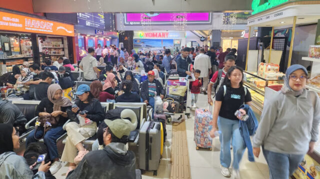 KAI Daop 2 Bandung Catat Pergerakan Penumpang Tinggi Selama 2 Minggu Angkutan Nataru 2025/2026, Okupansi Sudah Mencapai 113,3%