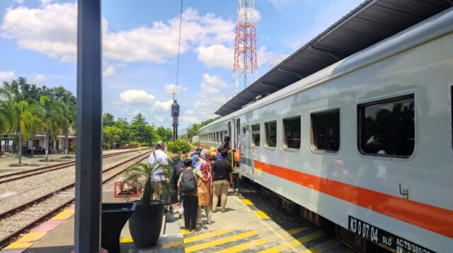 Gempa Pacitan, 11 Perjalanan KA di Daop 7 Madiun Dihentikan Perjalanannya