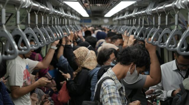 LRT Jabodebek Dorong Mobilitas Harian yang Lebih Efisien bagi Pekerja Perkotaan