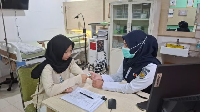 Pos Kesehatan Stasiun Penumpang, KAI Divre III Pastikan Layanan Kesehatan Pelanggan dan Petugas Tetap Optimal