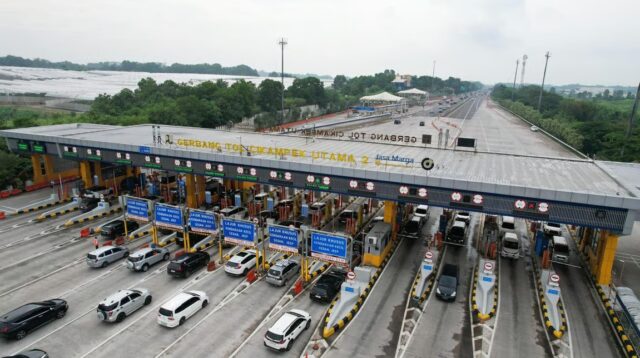 3 Gerbang Tol Favorit Trans Jawa Layani Lebih dari 1 Juta Kendaraan Selama Periode Nataru 2025/2026