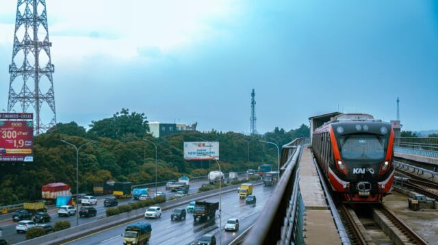 LRT Jabodebek Jadi Penghubung Mobilitas Harian Kawasan Penyangga