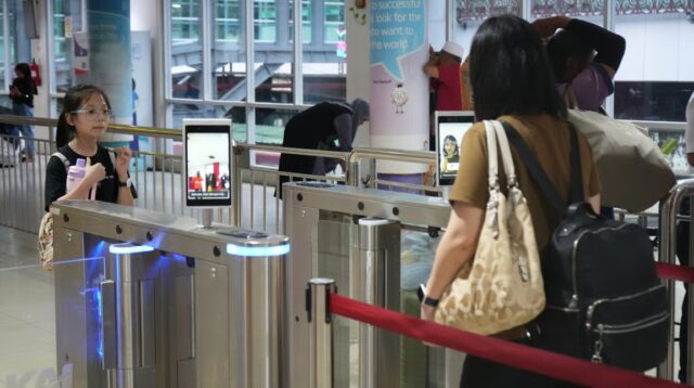 Wujudkan Transportasi Hijau, 205.532 Penumpang Kereta Api di Sumatera Utara Beralih ke Teknologi Face Recognition