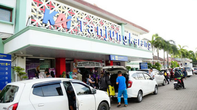 KAI Divre IV Tanjungkarang Tutup Posko Angkutan Nataru 2025/2026, Jumlah Penumpang Meningkat 15 Persen