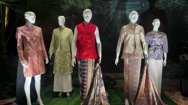 Batik Danar Hadi Persembahkan “Sekar Setaman”: Simfoni Keindahan dan Falsafah Flora Nusantara