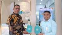 Ikhtiar Menguatkan Iman Muslim Pedalaman Papua: BSI Maslahat  dan BSI Salurkan Al-Qur’an ke Distrik Okaba 
