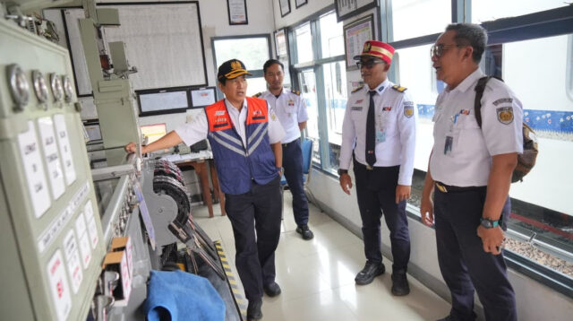 Utamakan Keselamatan dan Pelayanan, Jajaran Direksi KAI Pastikan Kesiapan Mudik Lebaran 2026 di wilayah Daop 2 Bandung