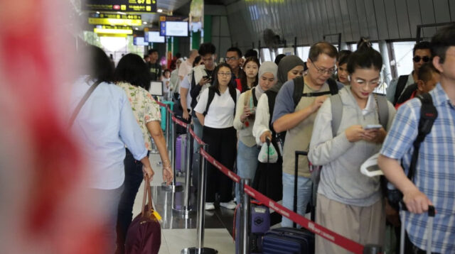 Hadapi Libur Panjang Imlek 2026, KAI Daop 2 Bandung Siapkan 25 Perjalanan KA dengan 67.510 Tempat Duduk